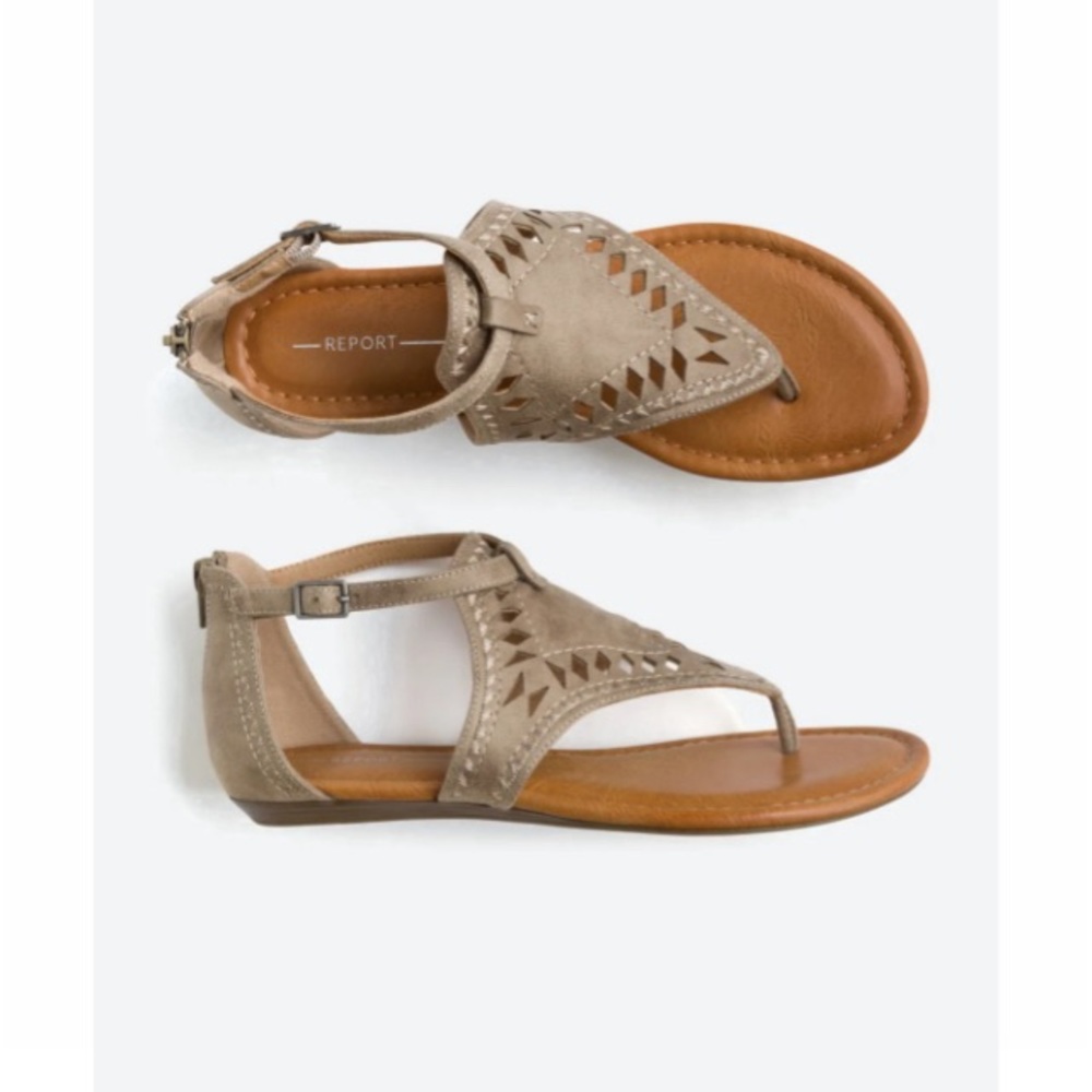 NWT Lindsay Laser Cut Sandal taupe colored